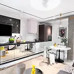Design+luxus Im Zentrum! +netflix Βαρσοβία
