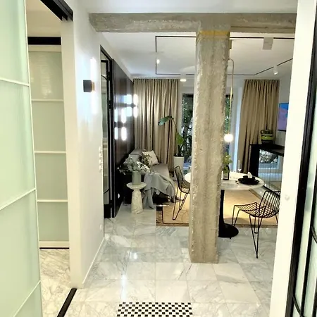 Design+luxus Im Zentrum! +netflix Apartment Warsaw