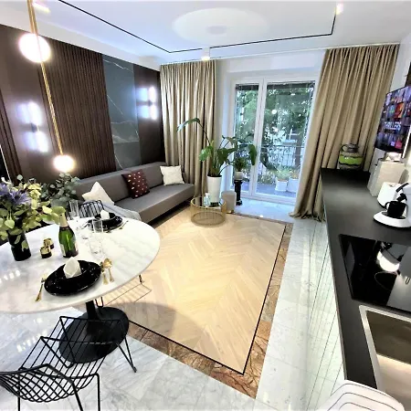 Design+luxus Im Zentrum! +netflix