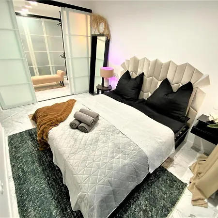 Appartement Design+luxus Im Zentrum! +netflix Varsovie