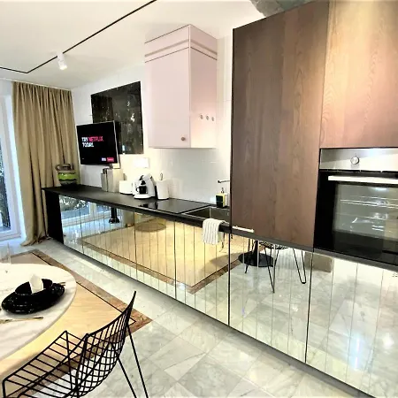 Design+luxus Im Zentrum! +netflix 바르샤바