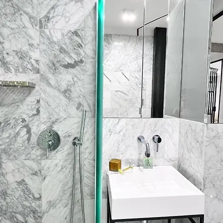 Design+luxus Im Zentrum! +netflix * 바르샤바