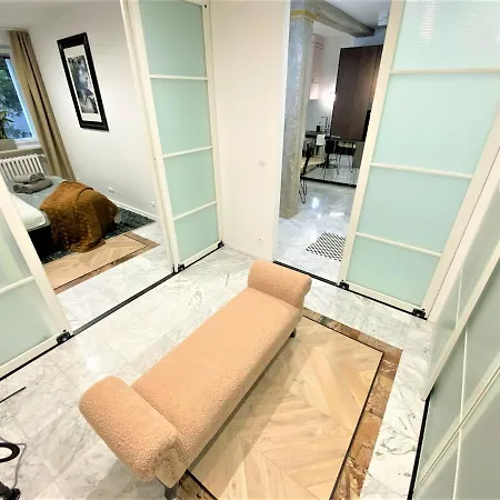 Design+luxus Im Zentrum! +netflix