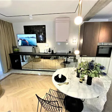 Design+luxus Im Zentrum! +netflix *